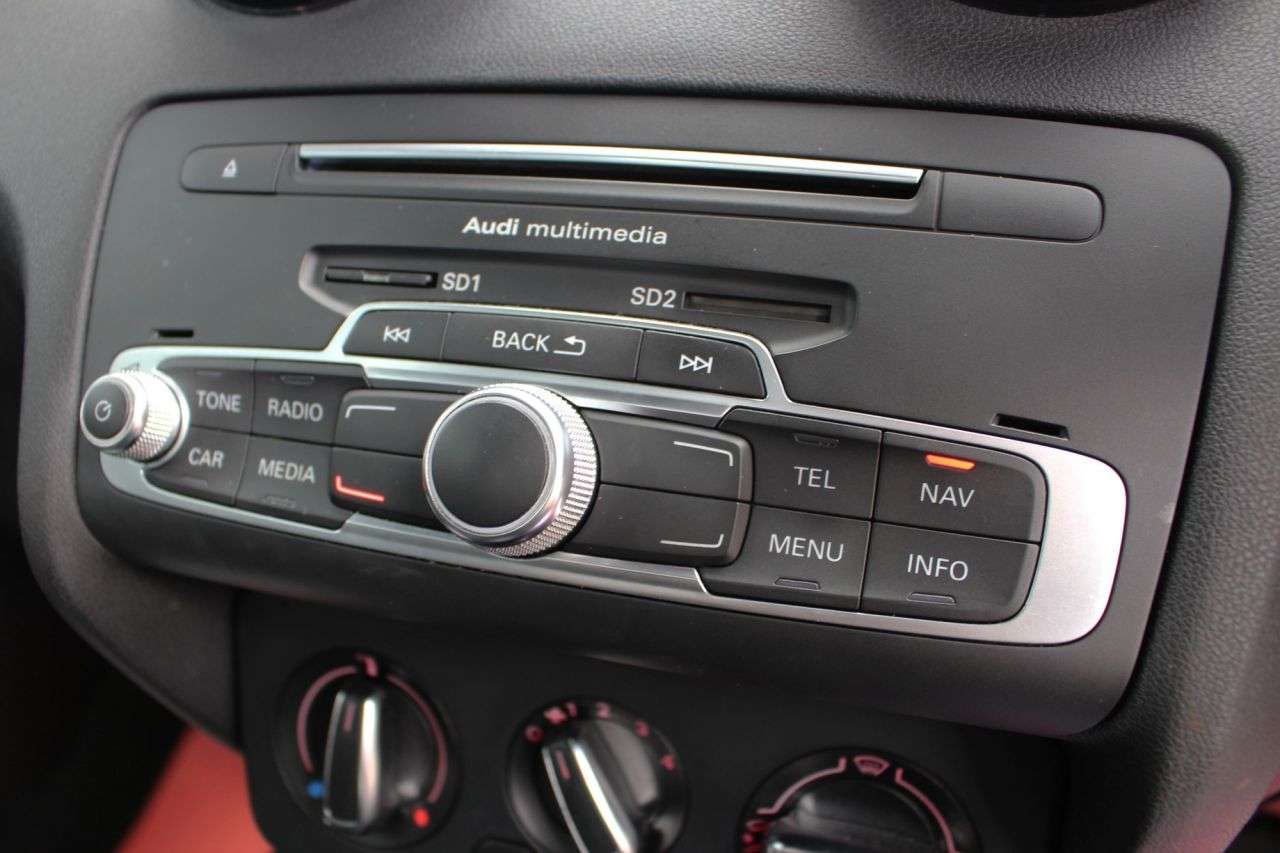 2015 AUDI A1 2015 AUDI A1