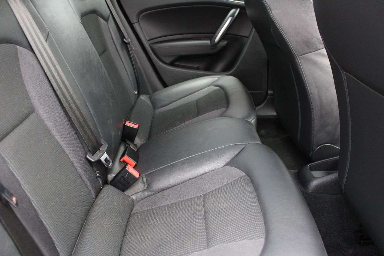 2015 AUDI A1 2015 AUDI A1