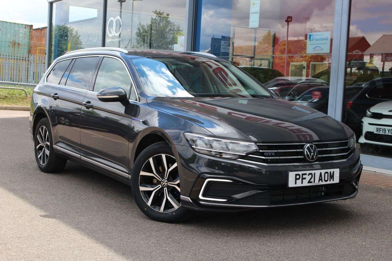 A 2021 VOLKSWAGEN PASSAT 1.4 TSI 13kWh GTE Estate 5dr Petrol Plug-in Hybrid DSG Euro 6 (s/s) (218 ps A 2021 VOLKSWAGEN PASSAT 1.4 TSI 13kWh GTE Estate 5dr Petrol Plug-in Hybrid DSG Euro 6 (s/s) (218 ps