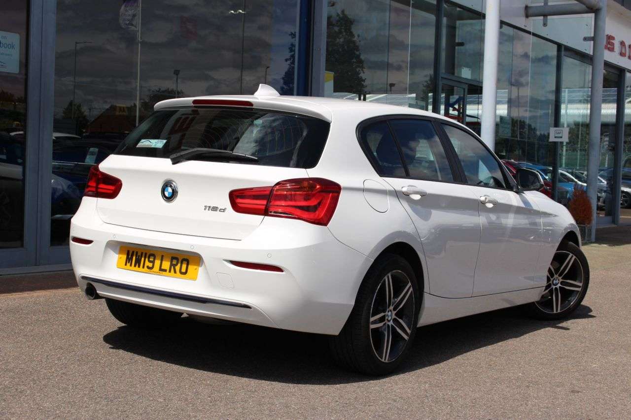 2019 BMW 1 SERIES 2019 BMW 1 SERIES
