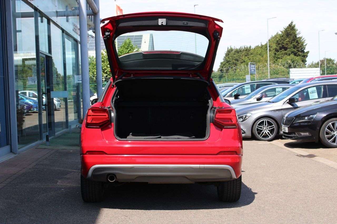 2018 AUDI Q2 2018 AUDI Q2