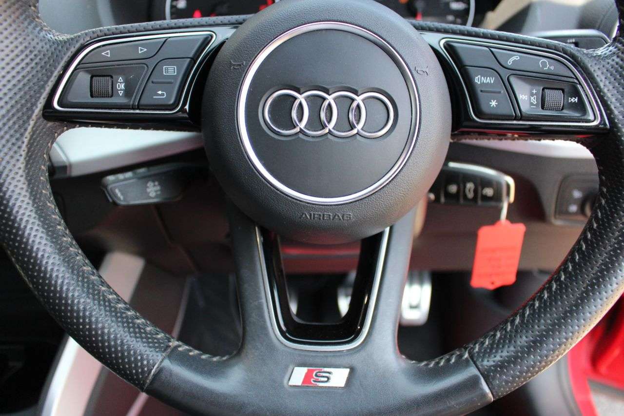 2018 AUDI Q2 2018 AUDI Q2