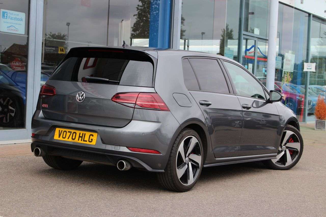 2020 VOLKSWAGEN GOLF 2020 VOLKSWAGEN GOLF