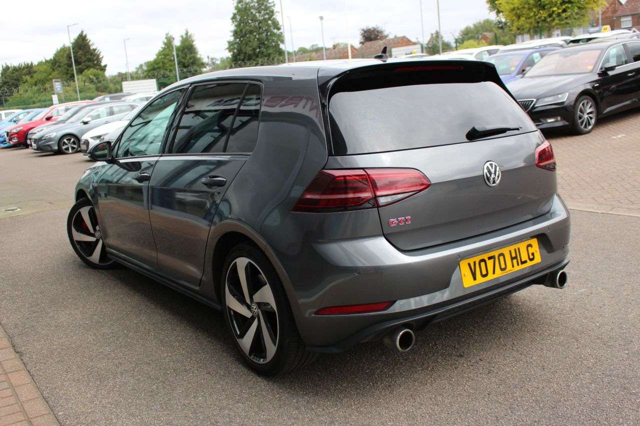 2020 VOLKSWAGEN GOLF 2020 VOLKSWAGEN GOLF