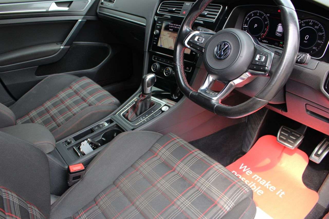 2020 VOLKSWAGEN GOLF 2020 VOLKSWAGEN GOLF