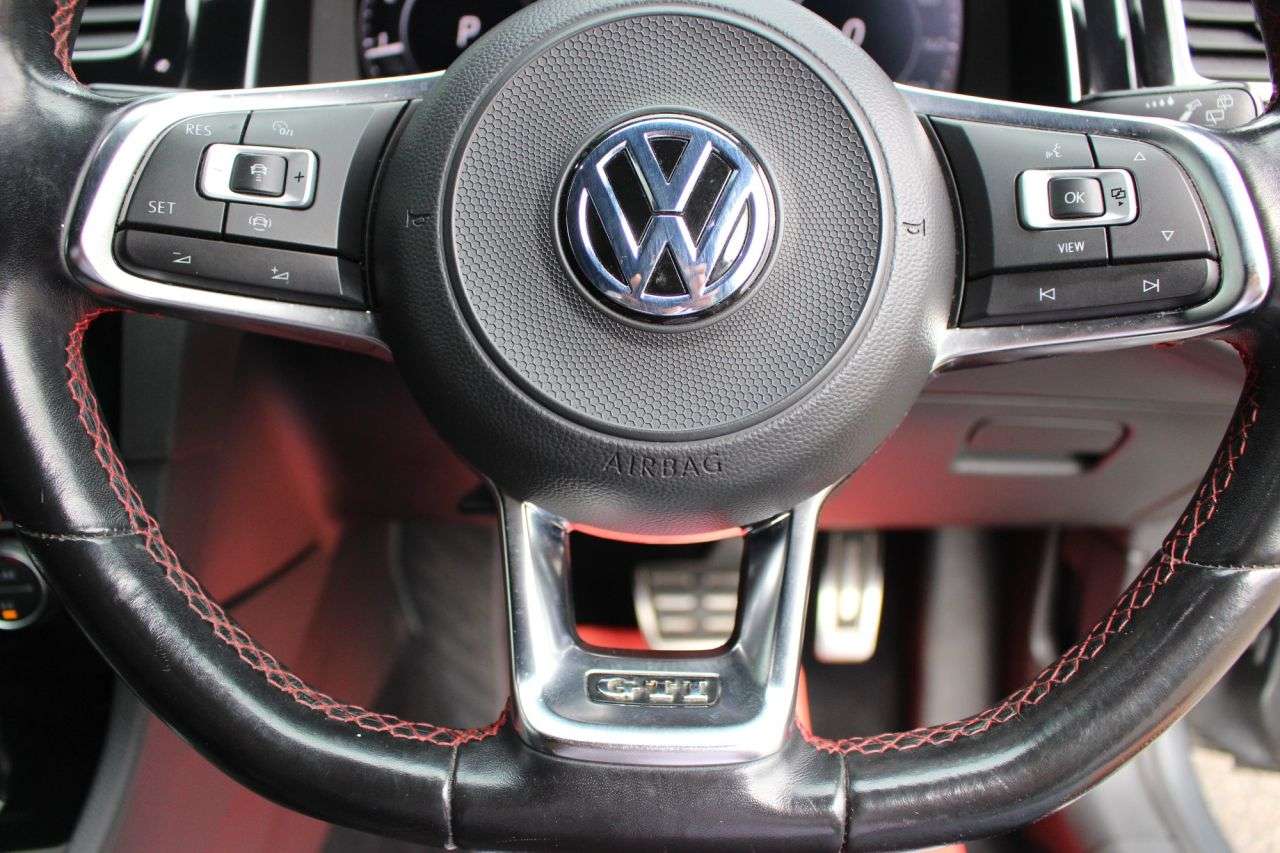 2020 VOLKSWAGEN GOLF 2020 VOLKSWAGEN GOLF