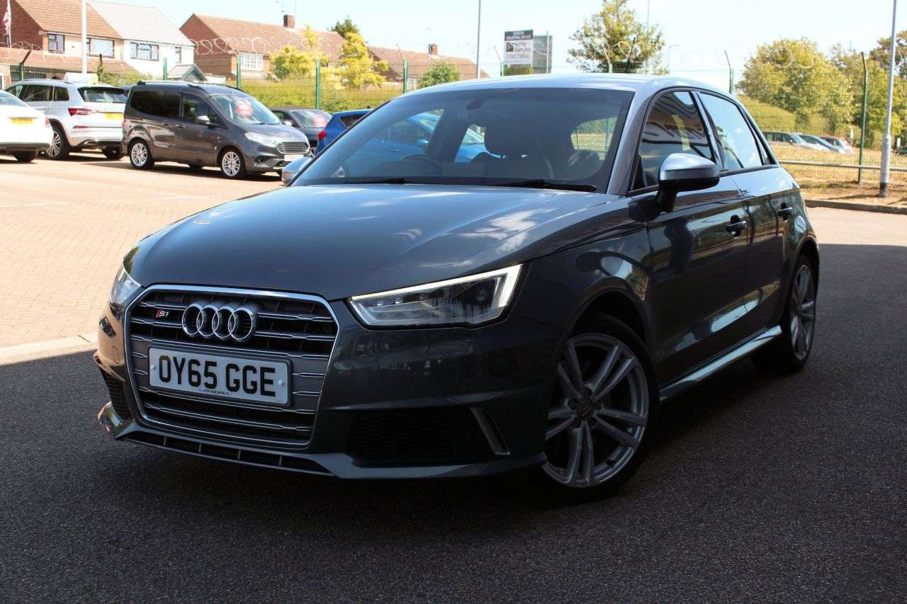 2015 AUDI S1 2015 AUDI S1