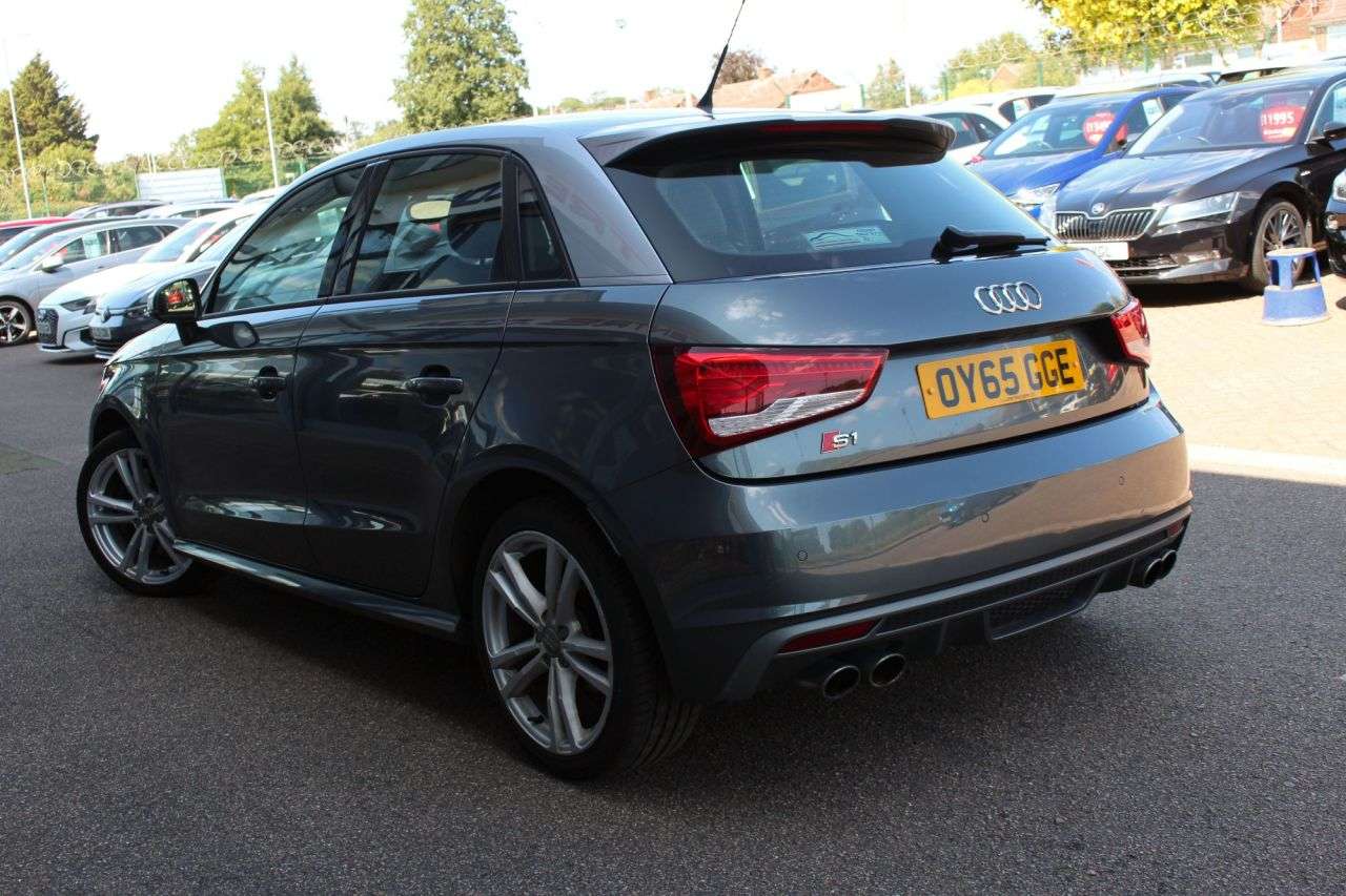 2015 AUDI S1 2015 AUDI S1