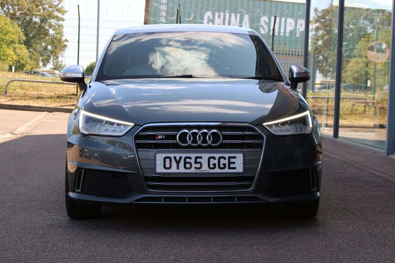 2015 AUDI S1 2015 AUDI S1