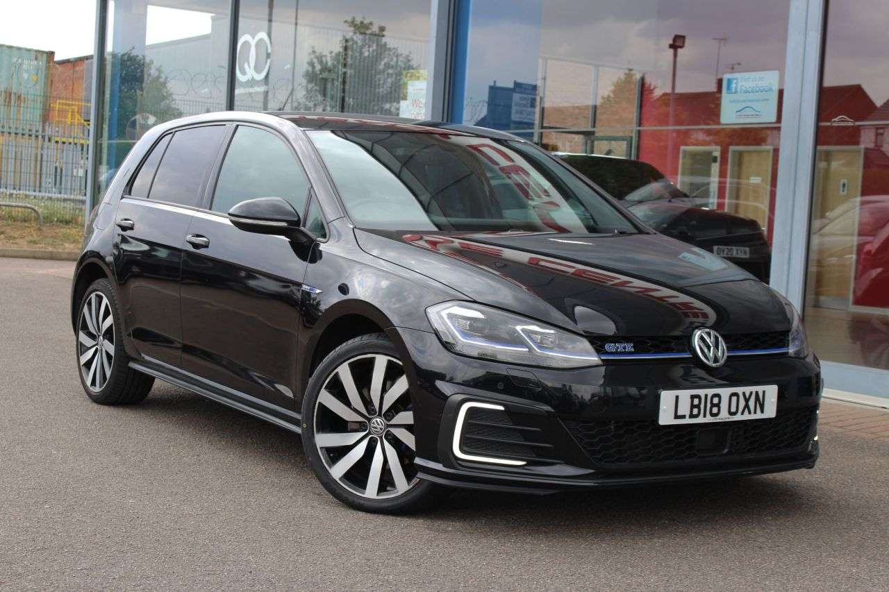 A 2018 VOLKSWAGEN GOLF 1.4 TSI 8.7kWh GTE Advance Hatchback 5dr Petrol Plug-in Hybrid DSG Euro 6 ( A 2018 VOLKSWAGEN GOLF 1.4 TSI 8.7kWh GTE Advance Hatchback 5dr Petrol Plug-in Hybrid DSG Euro 6 (