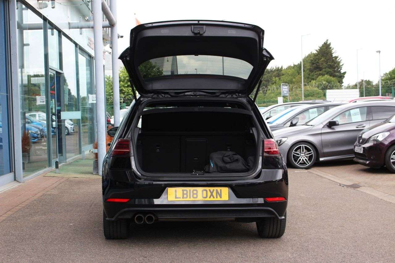 2018 VOLKSWAGEN GOLF 2018 VOLKSWAGEN GOLF