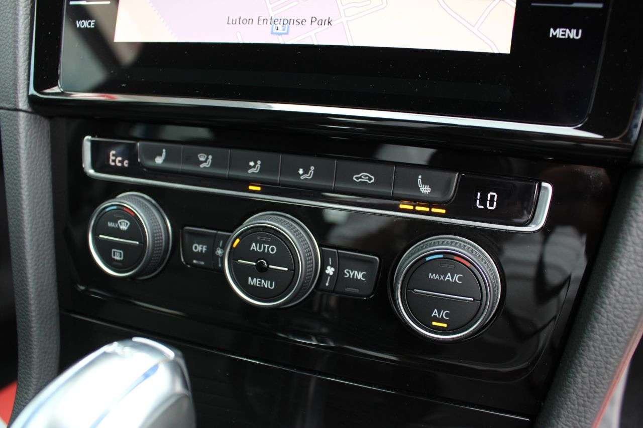 2018 VOLKSWAGEN GOLF 2018 VOLKSWAGEN GOLF