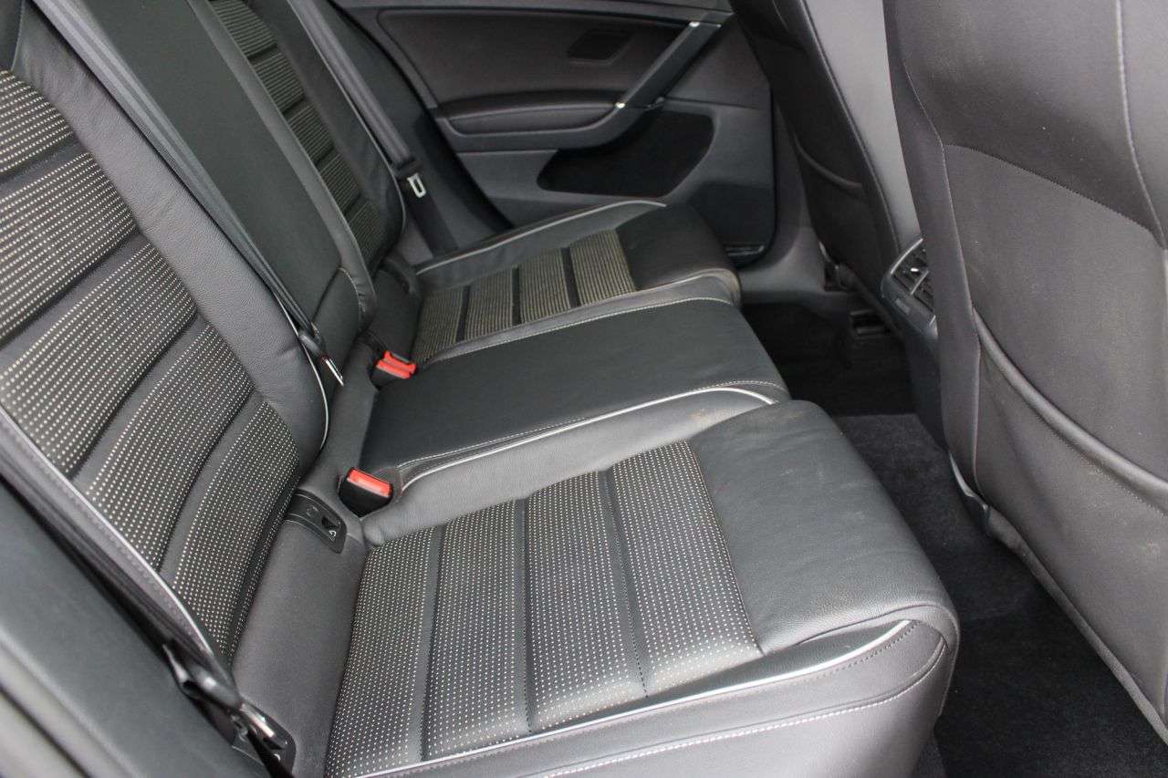 2018 VOLKSWAGEN GOLF 2018 VOLKSWAGEN GOLF