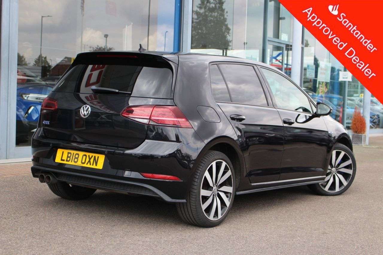 2018 VOLKSWAGEN GOLF 2018 VOLKSWAGEN GOLF