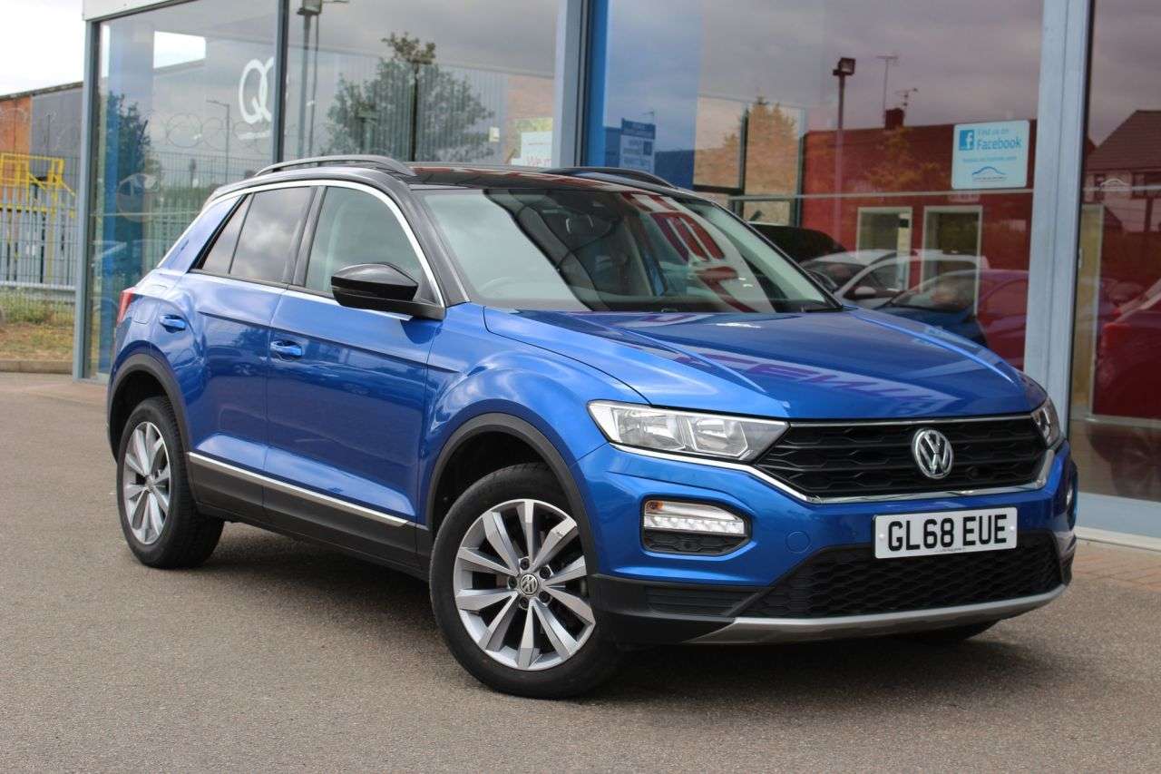 A 2018 VOLKSWAGEN T-ROC 1.5 TSI GPF EVO Design SUV 5dr Petrol DSG Euro 6 (s/s) (150 ps) P/SENSORS, A 2018 VOLKSWAGEN T-ROC 1.5 TSI GPF EVO Design SUV 5dr Petrol DSG Euro 6 (s/s) (150 ps) P/SENSORS,