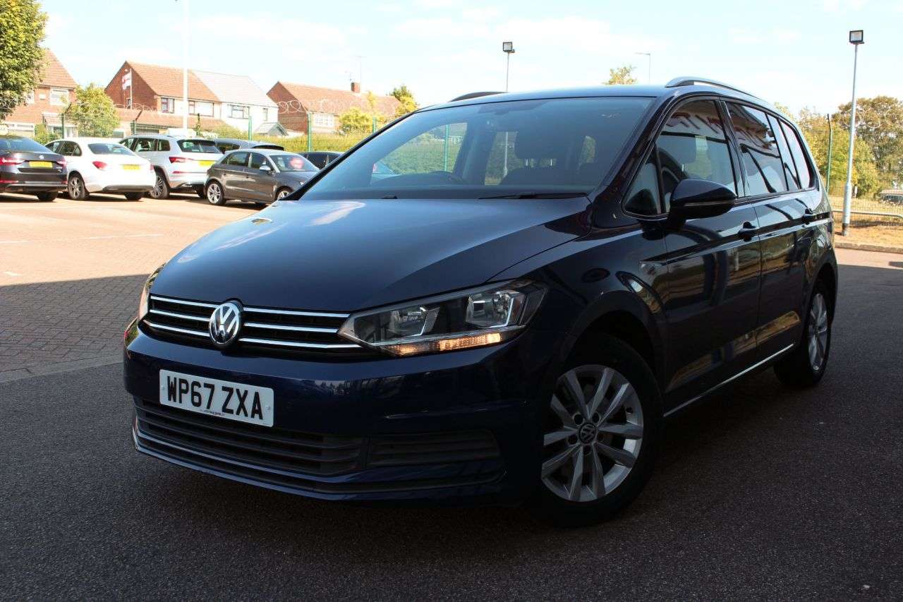 2017 VOLKSWAGEN TOURAN 2017 VOLKSWAGEN TOURAN