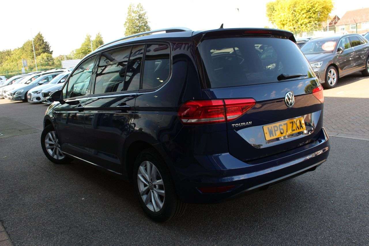 2017 VOLKSWAGEN TOURAN 2017 VOLKSWAGEN TOURAN