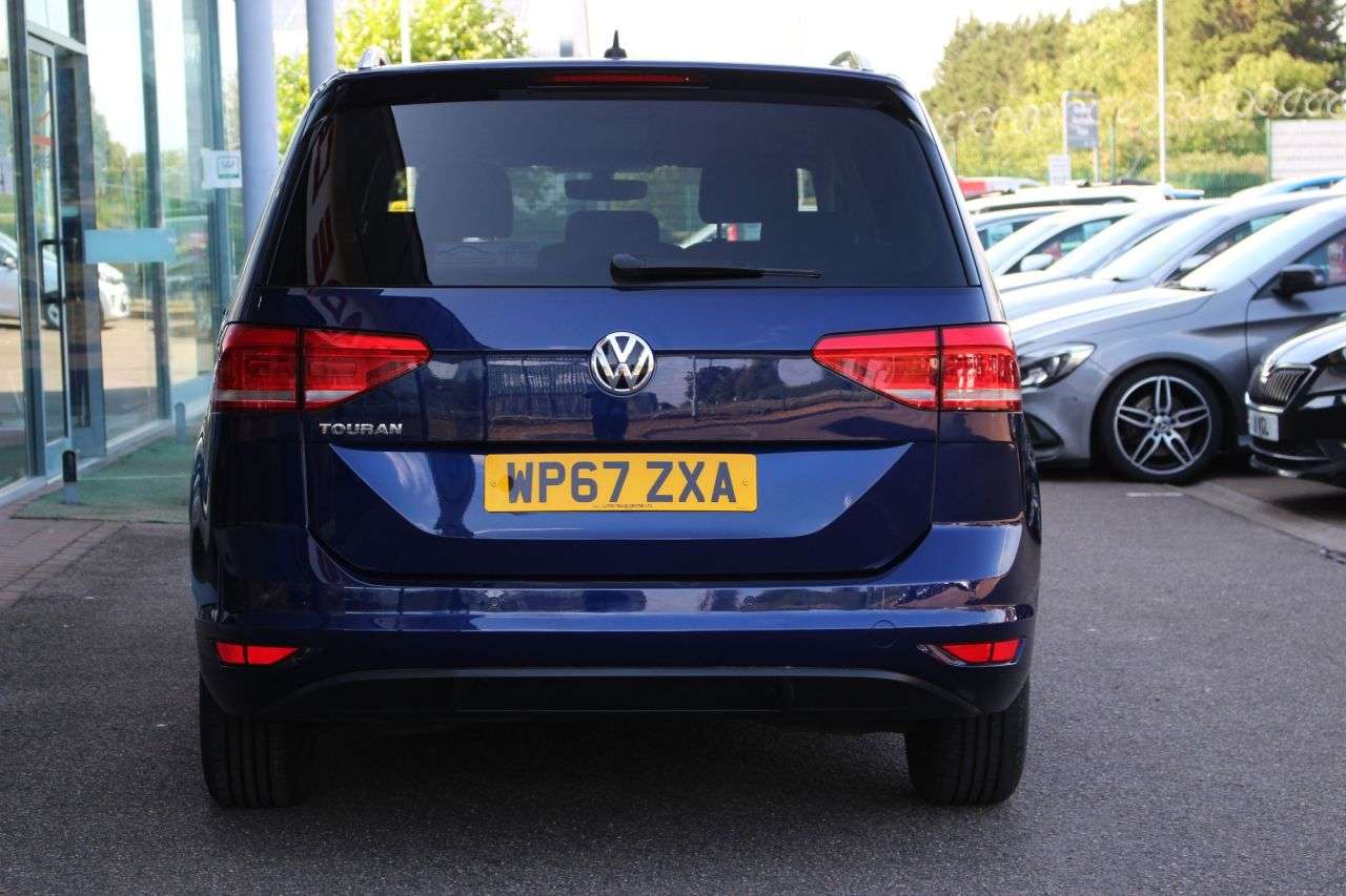 2017 VOLKSWAGEN TOURAN 2017 VOLKSWAGEN TOURAN