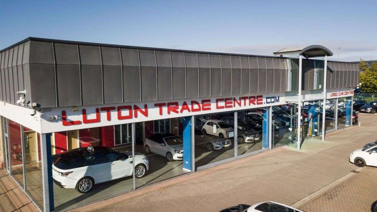 2017 VOLKSWAGEN TOURAN 2017 VOLKSWAGEN TOURAN