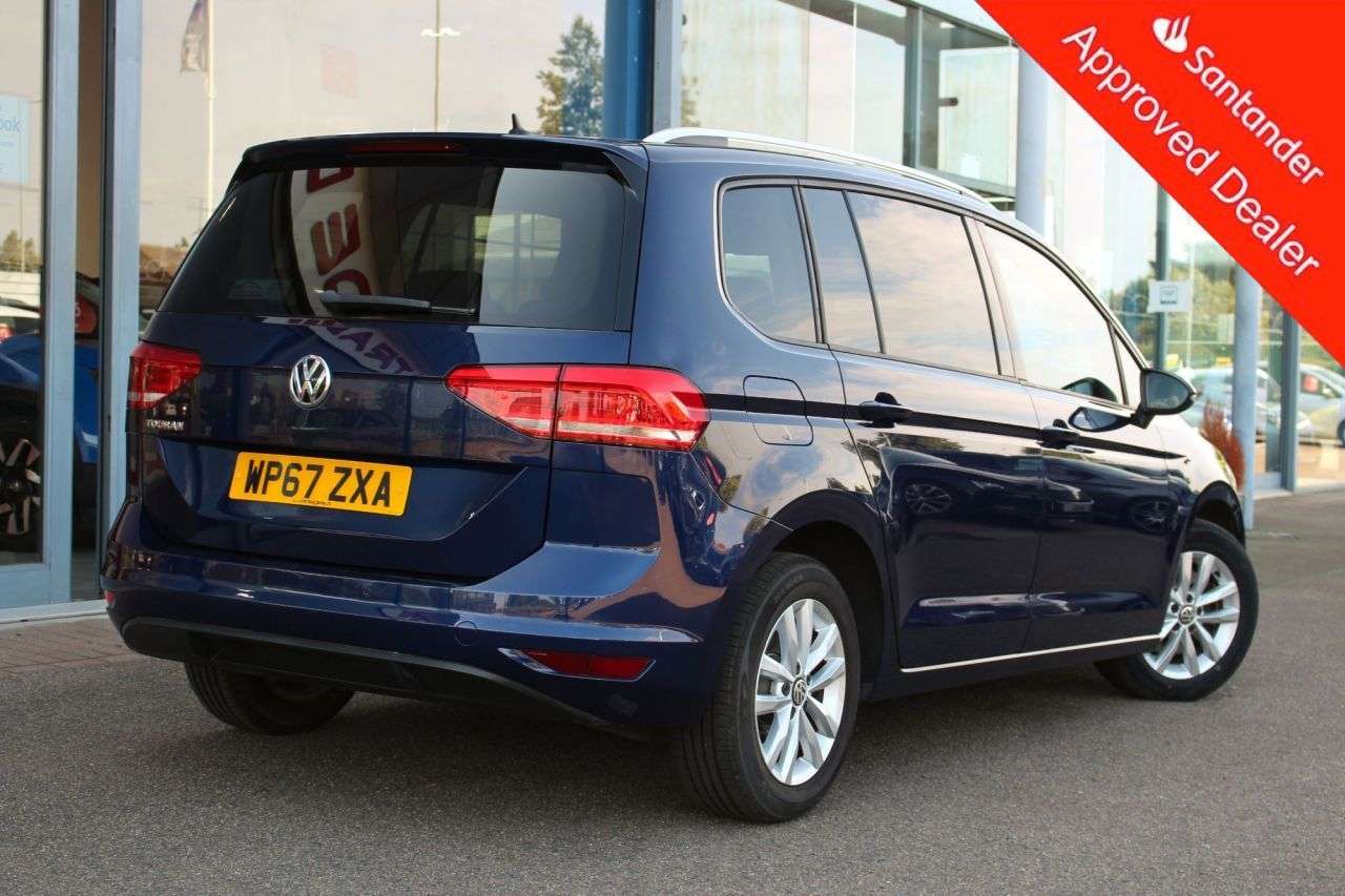 2017 VOLKSWAGEN TOURAN 2017 VOLKSWAGEN TOURAN