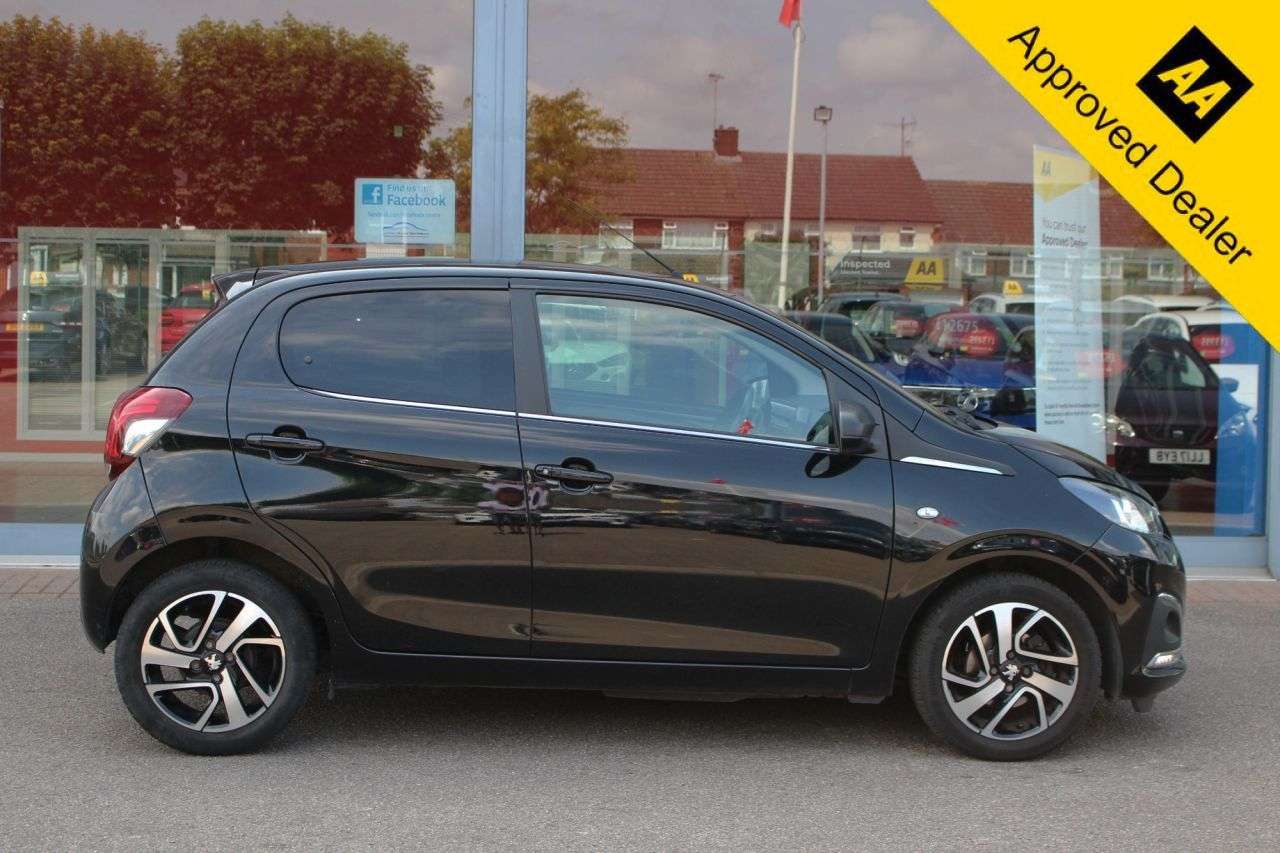 A 2020 PEUGEOT 108 1.0 Allure Hatchback 5dr Petrol Manual Euro 6 (s/s) (72 ps) 15" ALLOYS, BLU A 2020 PEUGEOT 108 1.0 Allure Hatchback 5dr Petrol Manual Euro 6 (s/s) (72 ps) 15" ALLOYS, BLU