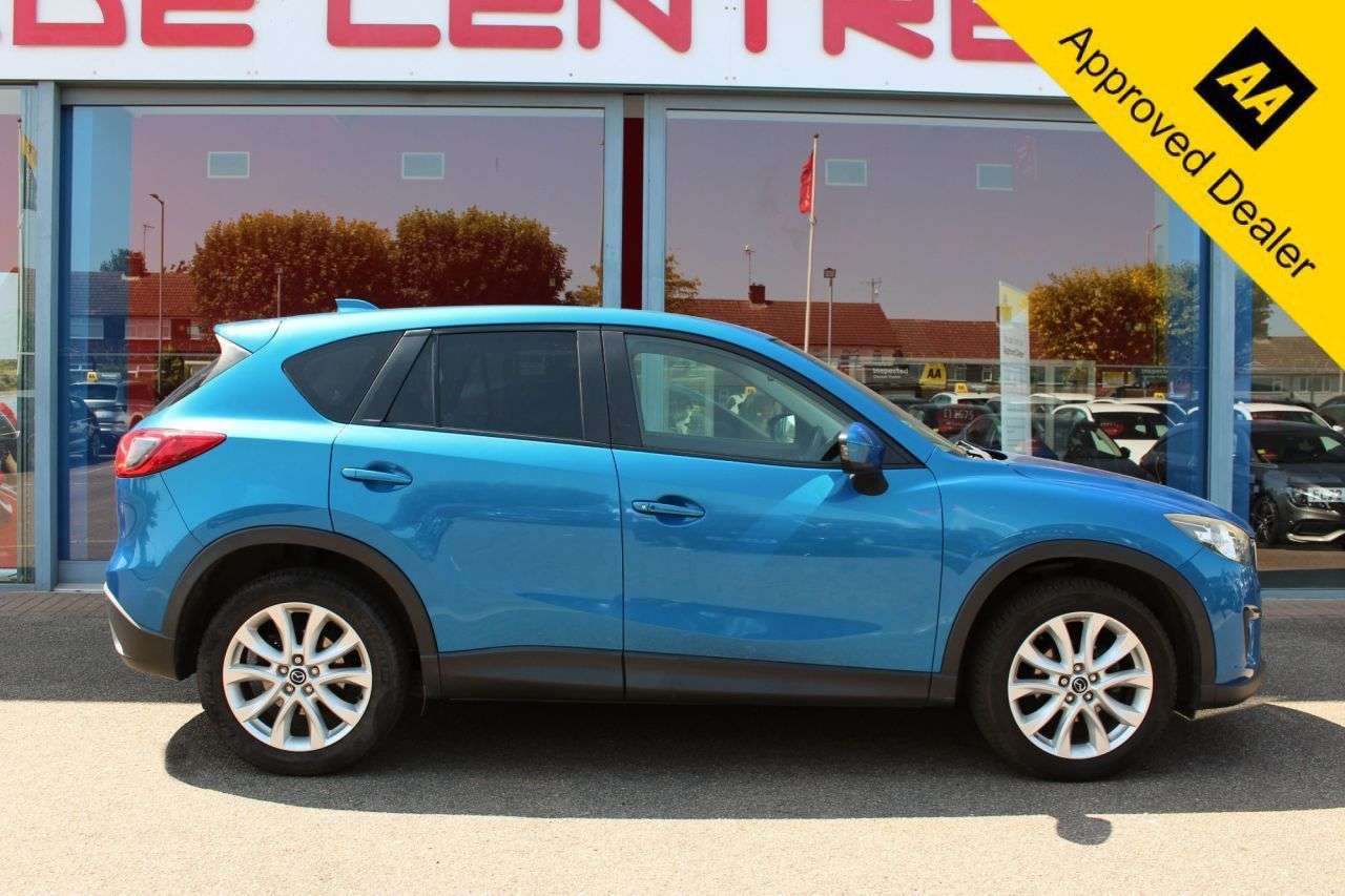 A 2012 MAZDA CX-5 2.0 SKYACTIV-G Sport Nav SUV 5dr Petrol Manual Euro 5 (s/s) (165 ps) P/SENS A 2012 MAZDA CX-5 2.0 SKYACTIV-G Sport Nav SUV 5dr Petrol Manual Euro 5 (s/s) (165 ps) P/SENS