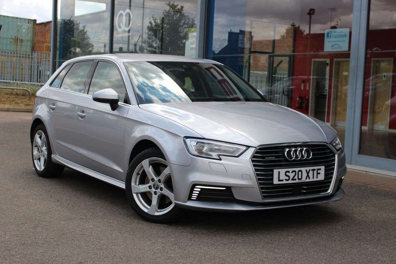 A 2020 AUDI A3 1.4 TFSIe 40 e-tron Sportback 5dr Petrol Plug-in Hybrid S Tronic Euro 6 (s/ A 2020 AUDI A3 1.4 TFSIe 40 e-tron Sportback 5dr Petrol Plug-in Hybrid S Tronic Euro 6 (s/