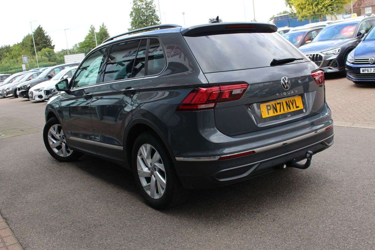 2021 VOLKSWAGEN TIGUAN 2021 VOLKSWAGEN TIGUAN