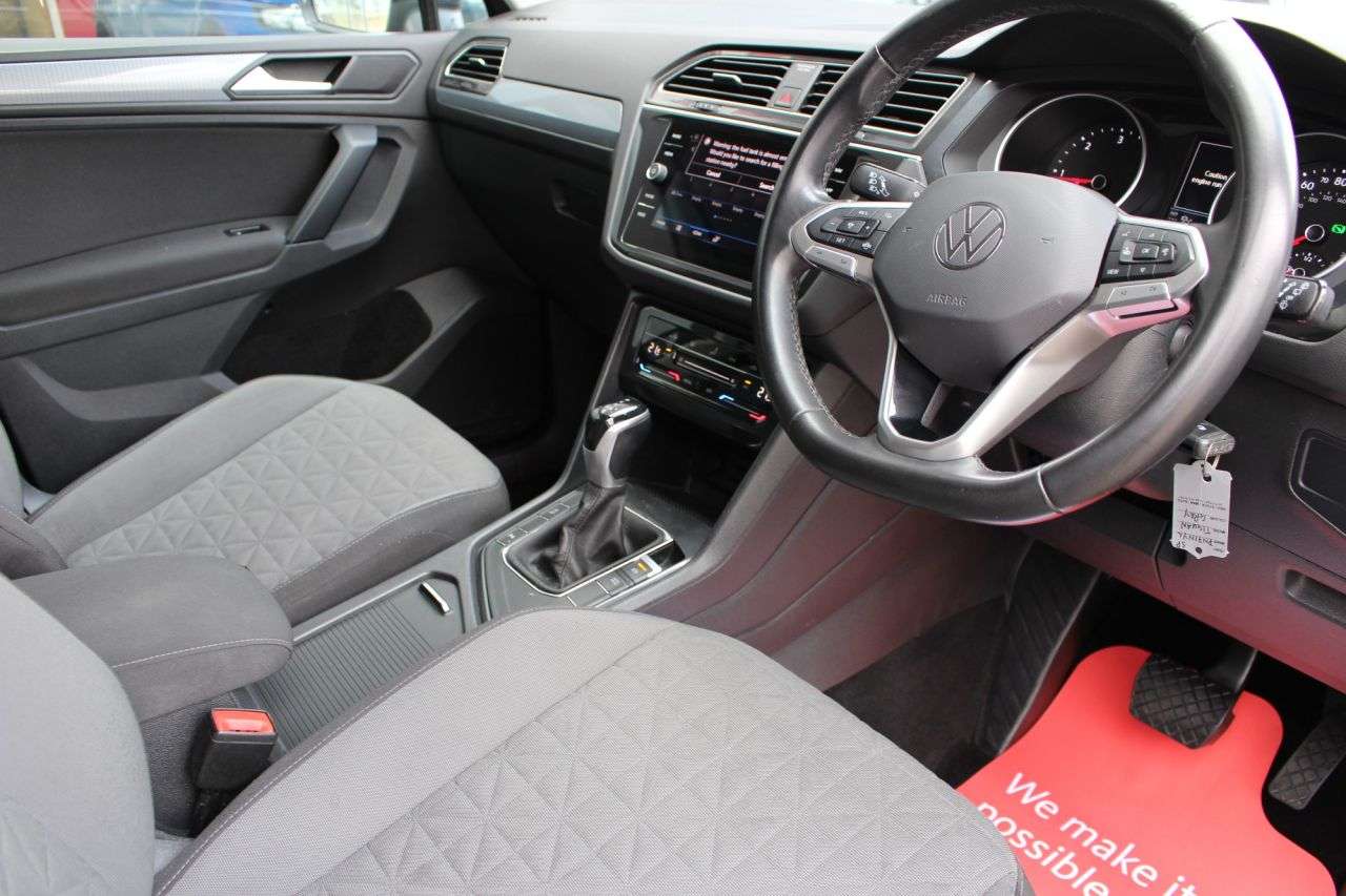 2021 VOLKSWAGEN TIGUAN 2021 VOLKSWAGEN TIGUAN