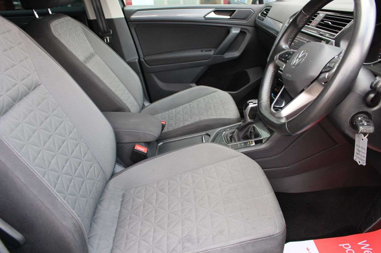 2021 VOLKSWAGEN TIGUAN 2021 VOLKSWAGEN TIGUAN