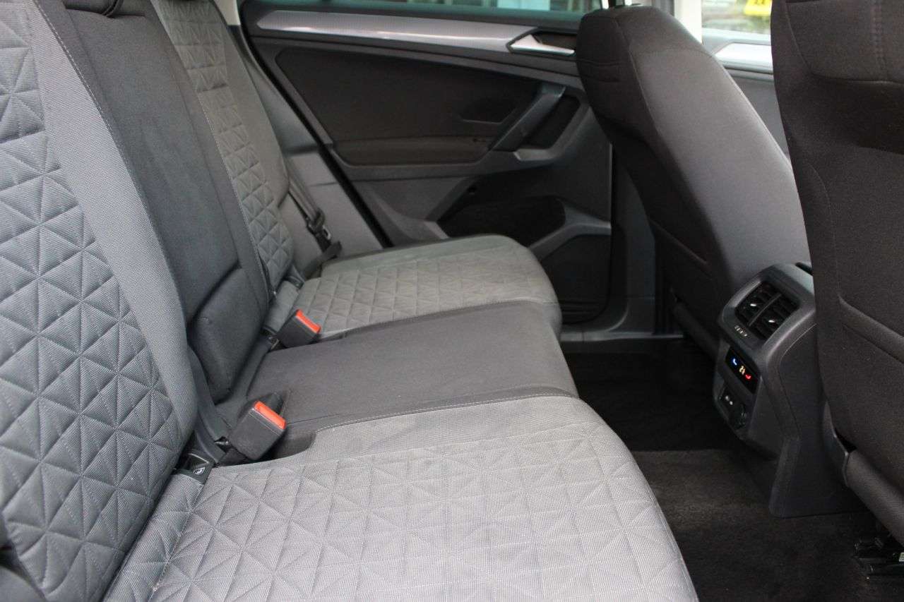 2021 VOLKSWAGEN TIGUAN 2021 VOLKSWAGEN TIGUAN