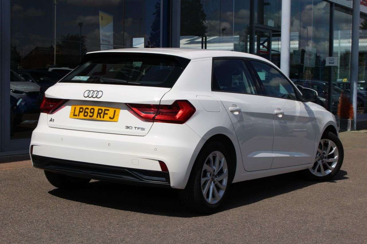 2020 AUDI A1 2020 AUDI A1