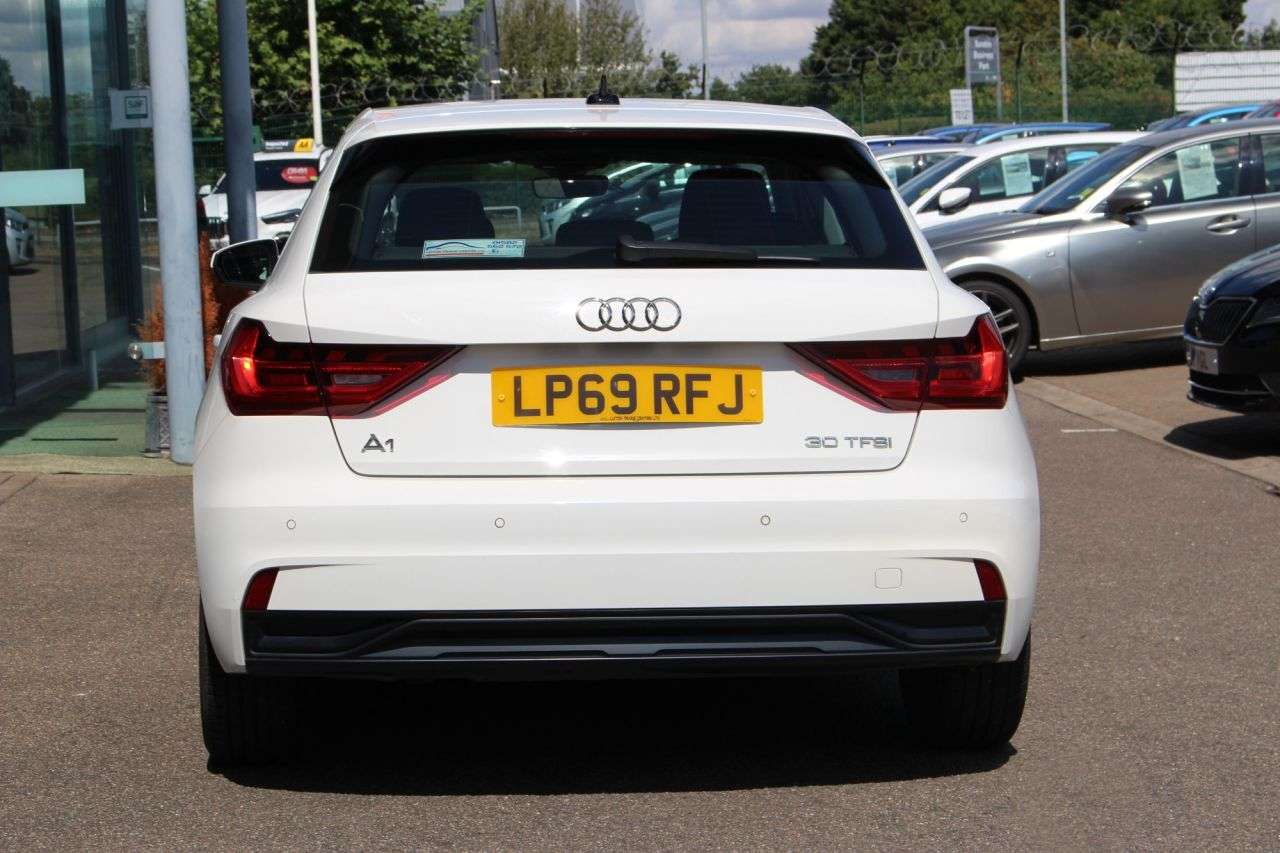 2020 AUDI A1 2020 AUDI A1