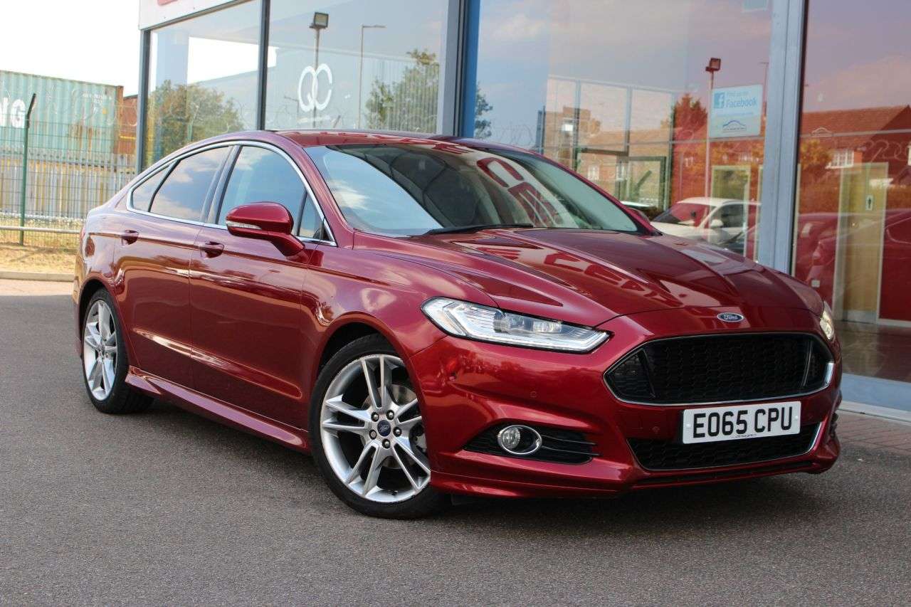 A 2015 FORD MONDEO 2.0T EcoBoost Titanium Hatchback 5dr Petrol Auto Euro 6 (s/s) (240 ps) NAV, A 2015 FORD MONDEO 2.0T EcoBoost Titanium Hatchback 5dr Petrol Auto Euro 6 (s/s) (240 ps) NAV,