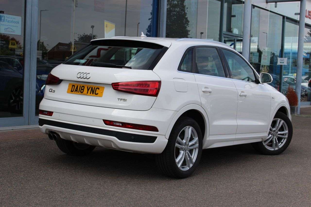2018 AUDI Q3 2018 AUDI Q3