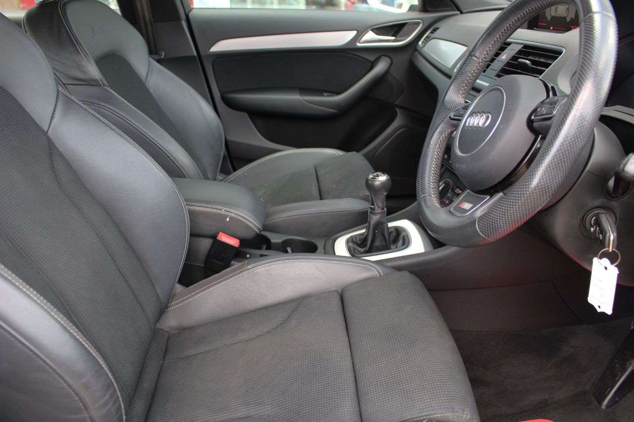 2018 AUDI Q3 2018 AUDI Q3