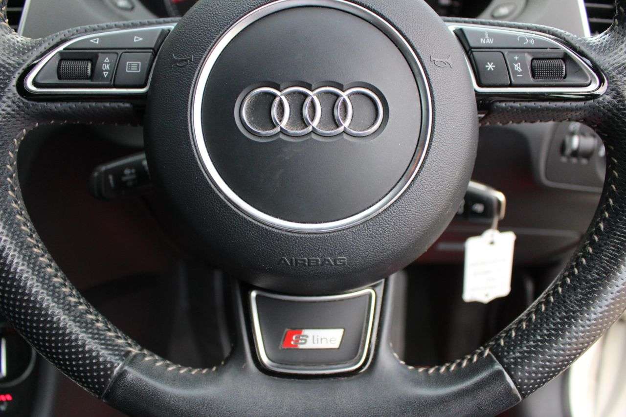 2018 AUDI Q3 2018 AUDI Q3