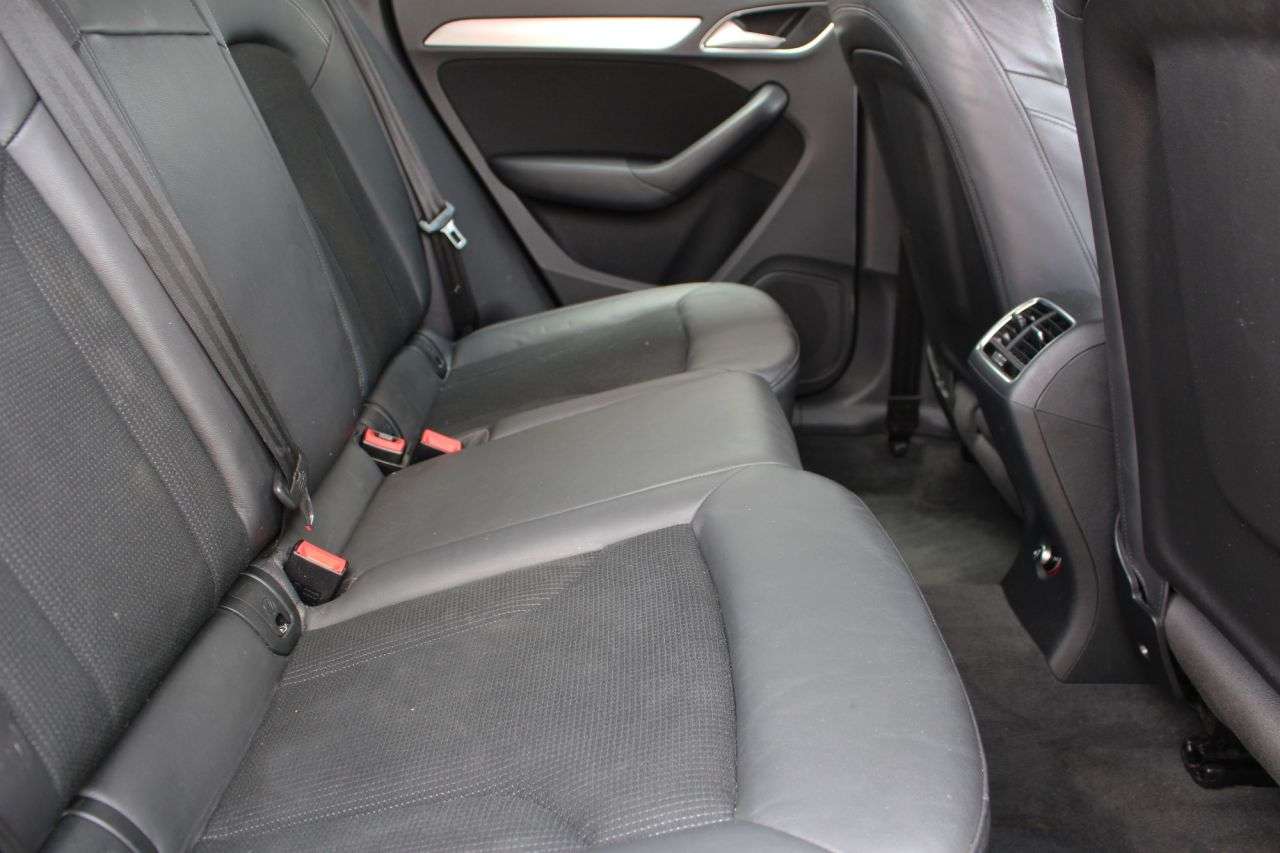 2018 AUDI Q3 2018 AUDI Q3