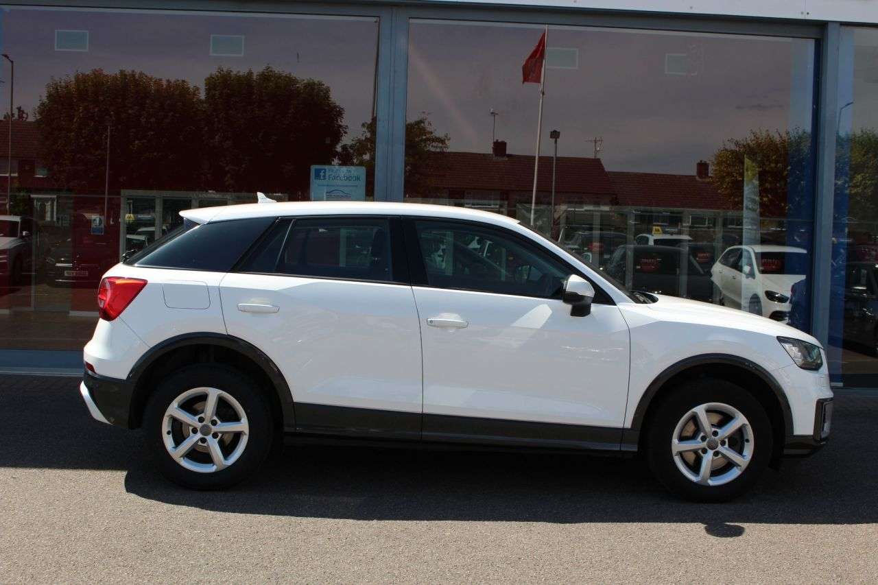 A 2018 AUDI Q2 1.0 TFSI SE SUV 5dr Petrol Manual Euro 6 (s/s) (116 ps) P/SENSORS, BLUETOOT A 2018 AUDI Q2 1.0 TFSI SE SUV 5dr Petrol Manual Euro 6 (s/s) (116 ps) P/SENSORS, BLUETOOT