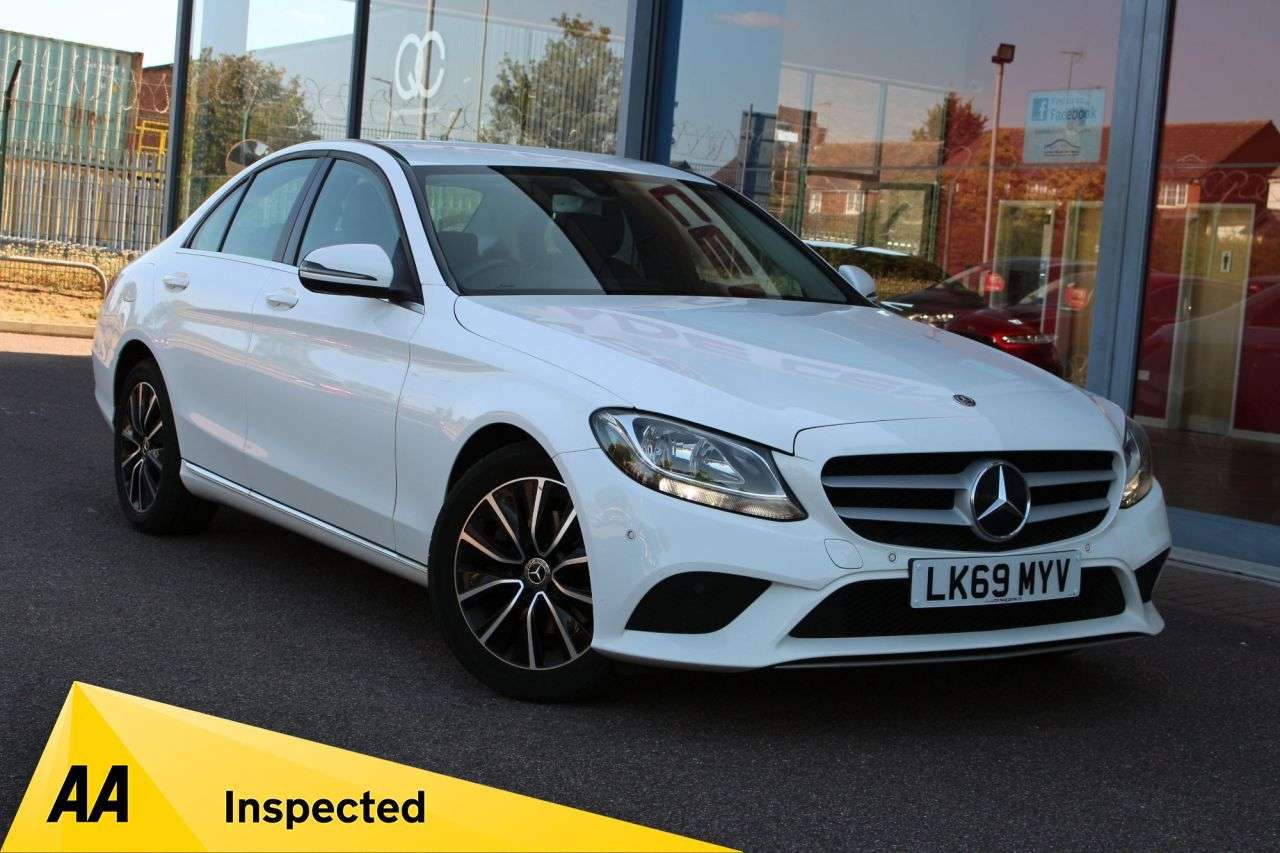 A 2019 MERCEDES-BENZ C CLASS 2.0 C220d SE Saloon 4dr Diesel G-Tronic+ Euro 6 (s/s) (194 ps) P/SENSORS, C A 2019 MERCEDES-BENZ C CLASS 2.0 C220d SE Saloon 4dr Diesel G-Tronic+ Euro 6 (s/s) (194 ps) P/SENSORS, C