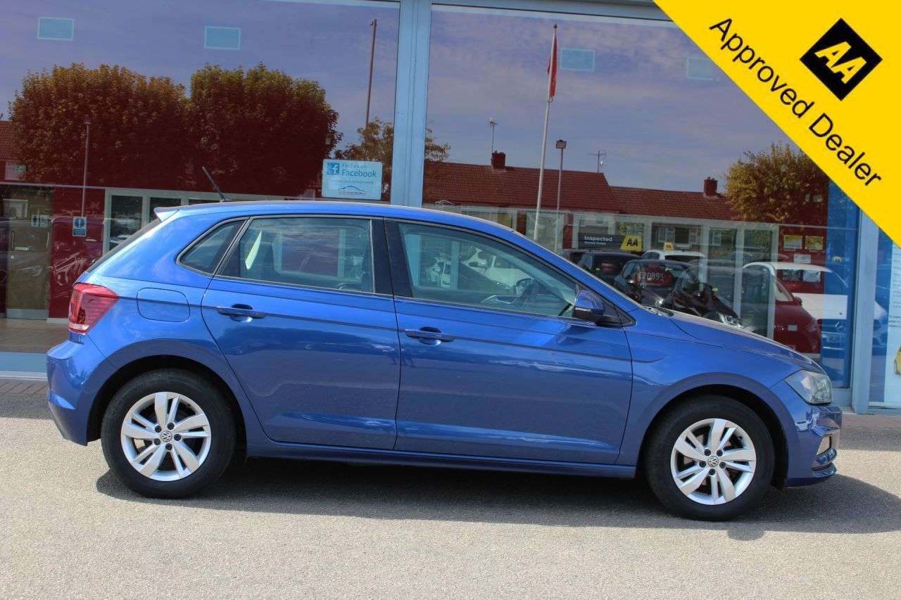 A 2020 VOLKSWAGEN POLO 1.0 EVO SE Hatchback 5dr Petrol Manual Euro 6 (s/s) (80 ps) GREAT FIRST CAR A 2020 VOLKSWAGEN POLO 1.0 EVO SE Hatchback 5dr Petrol Manual Euro 6 (s/s) (80 ps) GREAT FIRST CAR