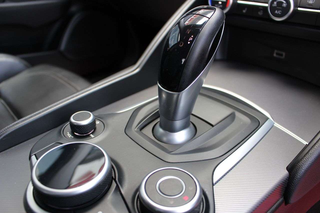 2019 ALFA ROMEO GIULIA 2019 ALFA ROMEO GIULIA
