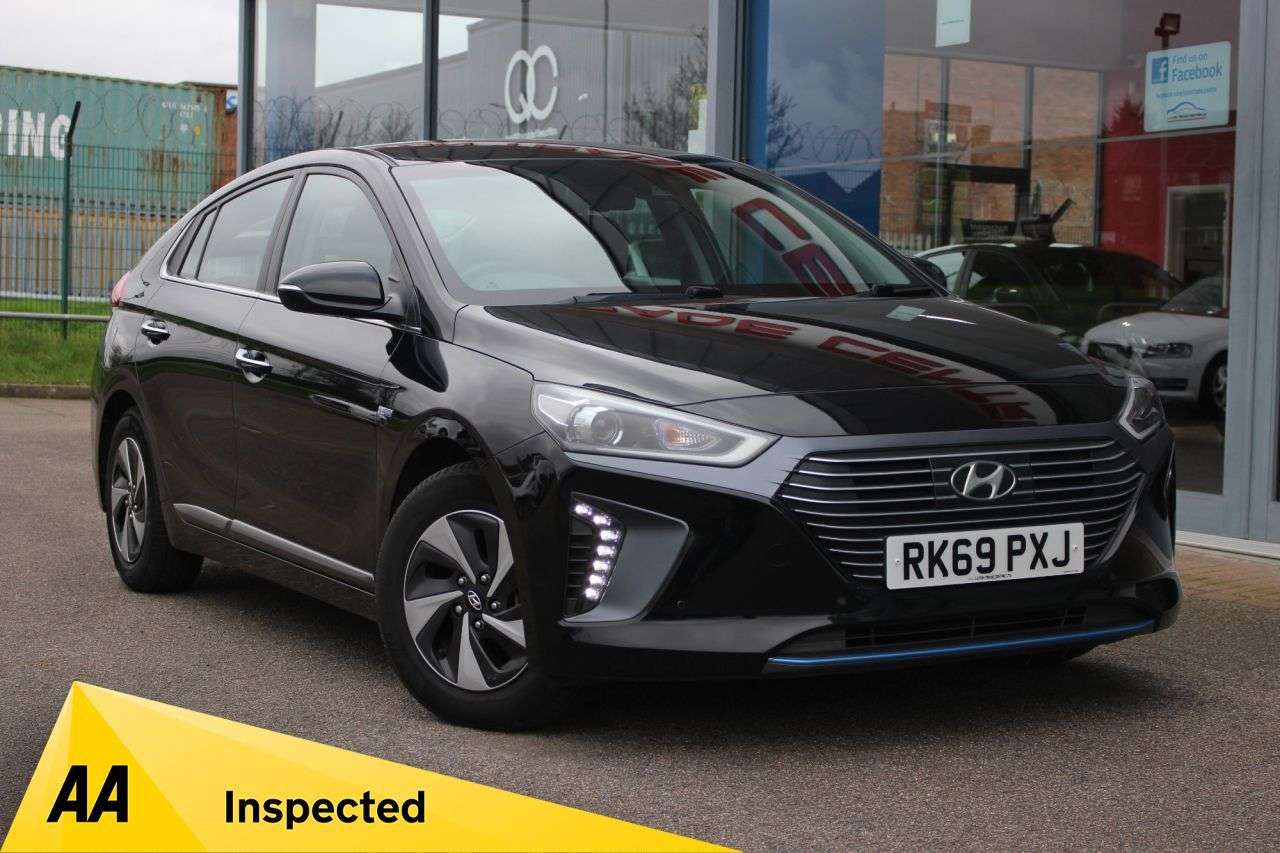 A 2019 HYUNDAI IONIQ 1.6 h-GDi GPF Premium SE Hatchback 5dr Petrol Hybrid DCT Euro 6 (s/s) (141 A 2019 HYUNDAI IONIQ 1.6 h-GDi GPF Premium SE Hatchback 5dr Petrol Hybrid DCT Euro 6 (s/s) (141