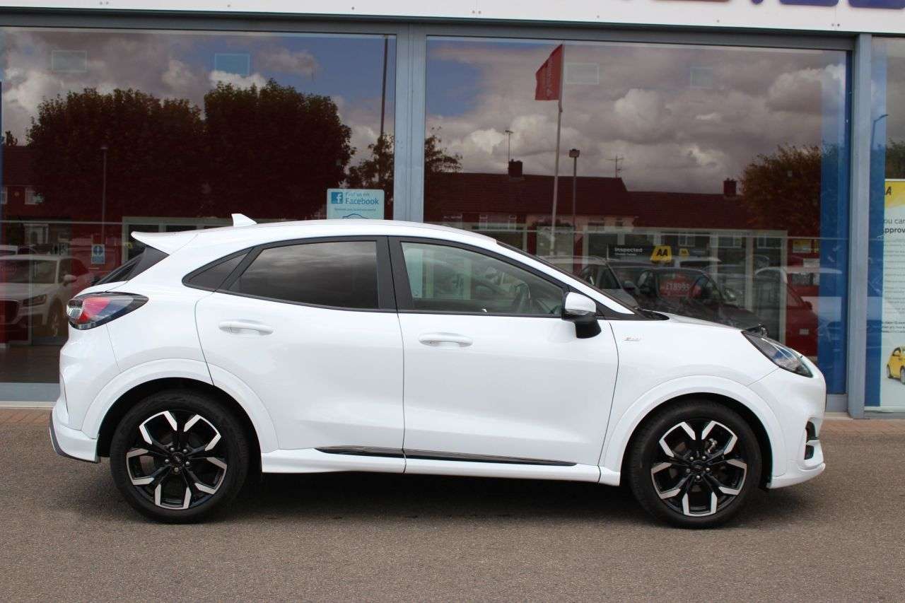 A 2024 FORD PUMA 1.0T EcoBoost MHEV ST-Line X SUV 5dr Petrol Hybrid DCT Euro 6 (s/s) (125 ps A 2024 FORD PUMA 1.0T EcoBoost MHEV ST-Line X SUV 5dr Petrol Hybrid DCT Euro 6 (s/s) (125 ps