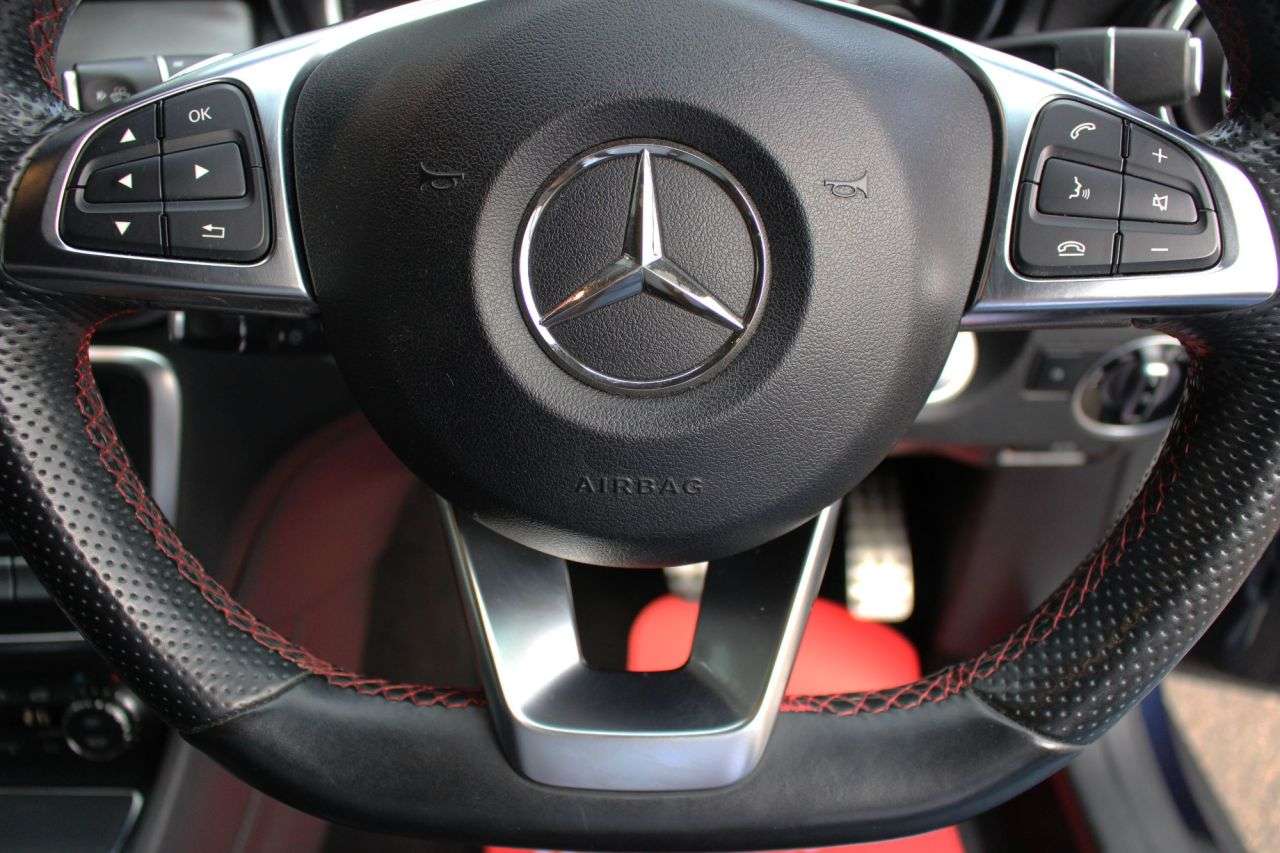 2017 MERCEDES GLA-CLASS 2017 MERCEDES GLA-CLASS