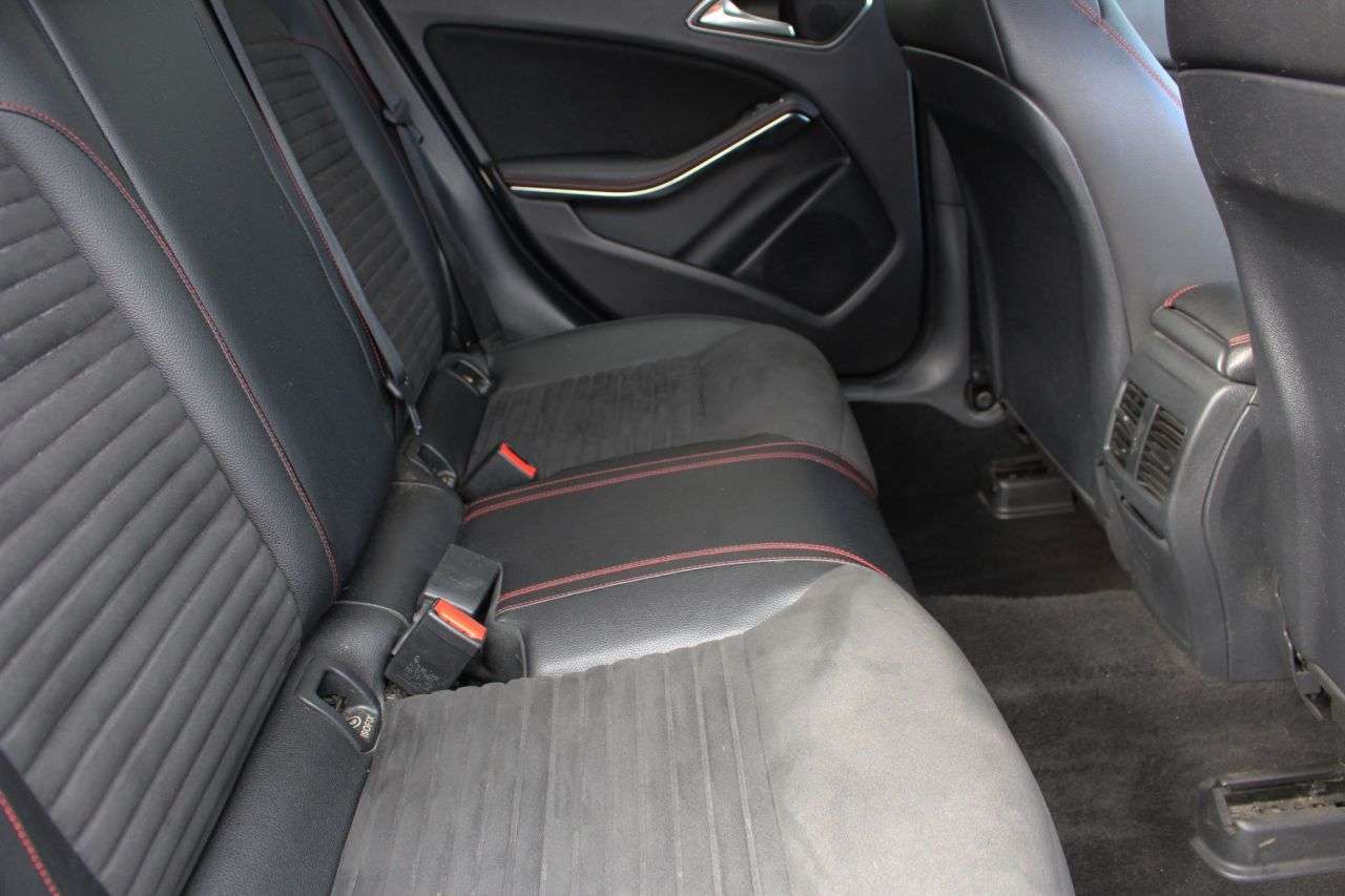 2017 MERCEDES GLA-CLASS 2017 MERCEDES GLA-CLASS