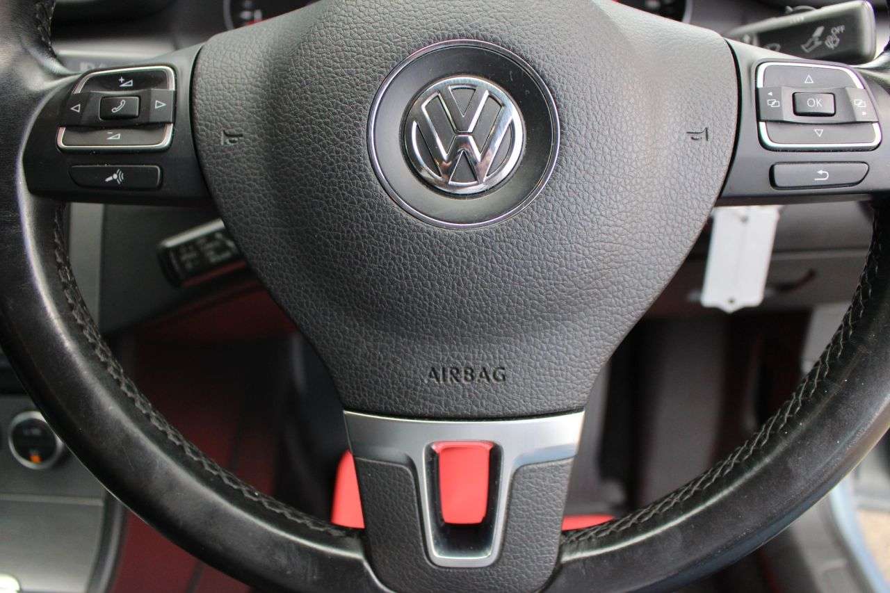 2013 VOLKSWAGEN PASSAT 2013 VOLKSWAGEN PASSAT