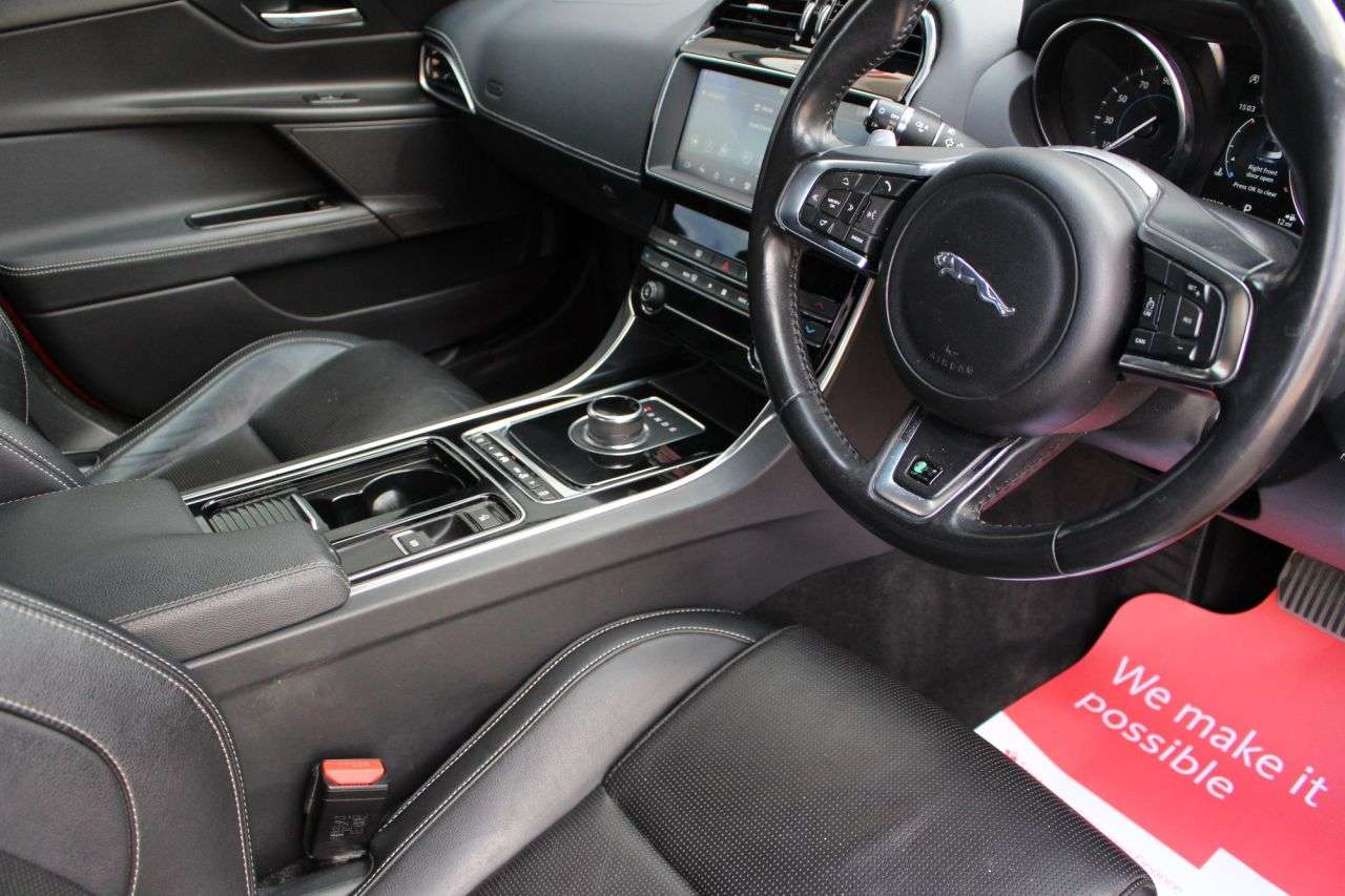 2018 JAGUAR XE 2018 JAGUAR XE