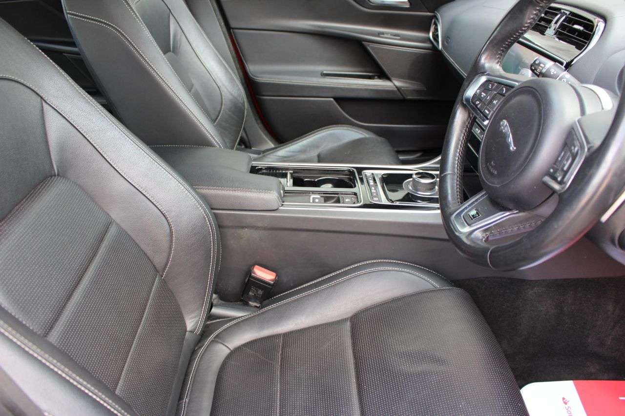 2018 JAGUAR XE 2018 JAGUAR XE