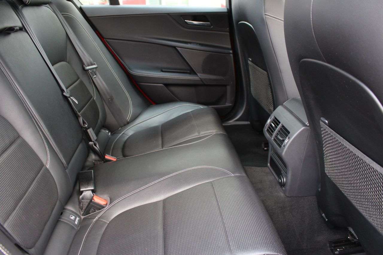 2018 JAGUAR XE 2018 JAGUAR XE